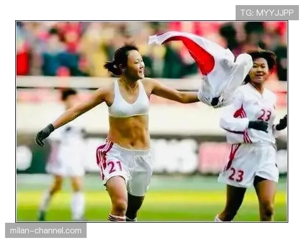 脱衣庆祝为何必吃黄牌?规则拆解 FIFA明文规定 脱衣庆祝为何必吃黄牌?规则拆解 FIFA明文规定